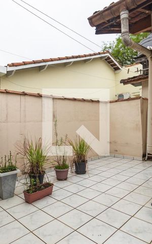 Casa à venda com 140m², 3 quartos e 2 vagasÁrea de Serviço