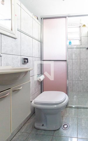 Casa à venda com 140m², 3 quartos e 2 vagasBanheiro da Suíte