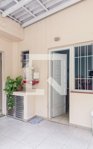 Casa à venda com 140m², 3 quartos e 2 vagasQuintal