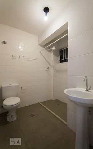 Apartamento à venda com 81m², 2 quartos e sem vagaBanheiro 