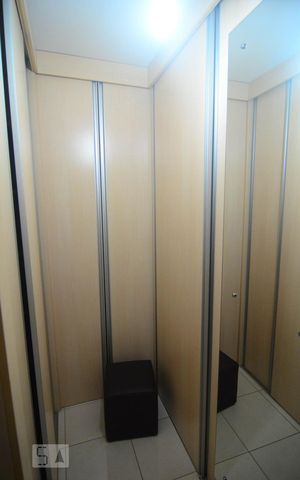 Casa à venda com 250m², 4 quartos e 4 vagasCloset
