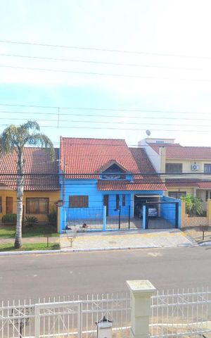 Casa à venda com 250m², 4 quartos e 4 vagasVista