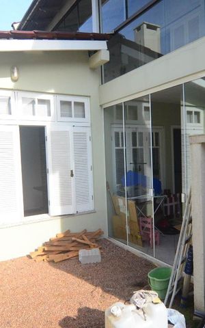 Casa à venda com 250m², 4 quartos e 4 vagasPátio