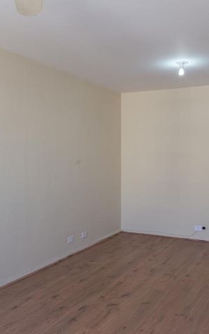 Apartamento à venda com 90m², 2 quartos e 1 vaga Apartamento à venda com 90m², 2 quartos e 1 vagaSala