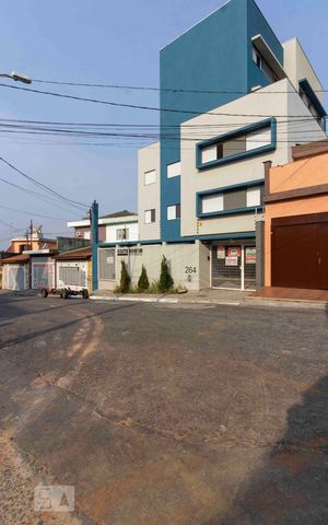 Apartamento à venda com 40m², 2 quartos e sem vaga Apartamento à venda com 40m², 2 quartos e sem vagaFachada