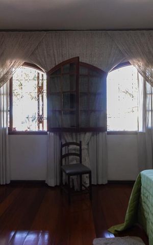 Casa à venda com 360m², 4 quartos e 4 vagasSuíte 1