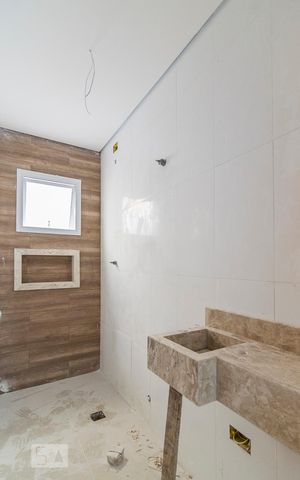 Apartamento à venda com 70m², 3 quartos e 2 vagas Apartamento à venda com 70m², 3 quartos e 2 vagasBanheiro