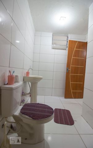 Casa à venda com 172m², 4 quartos e 2 vagasBanheiro 3