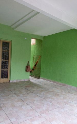 Casa à venda com 172m², 4 quartos e 2 vagasGaragem