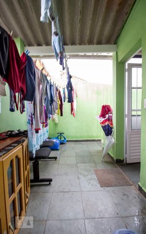 Casa à venda com 172m², 4 quartos e 2 vagasÁrea de Serviço
