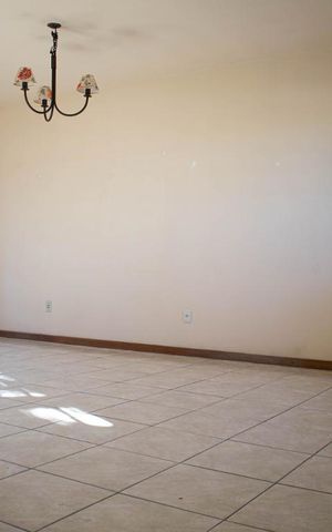 Casa à venda com 224m², 4 quartos e 2 vagasCozinha