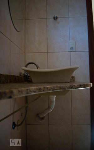 Casa à venda com 224m², 4 quartos e 2 vagasBanheiro 1
