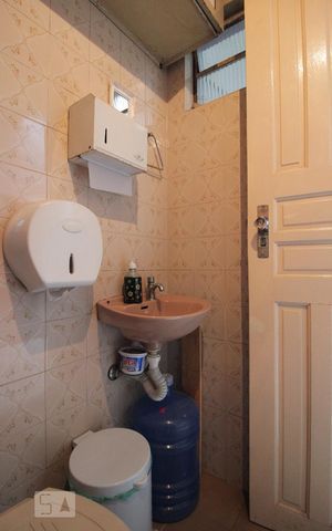 Casa à venda com 90m², 2 quartos e 1 vagaBanheiro de Serviço
