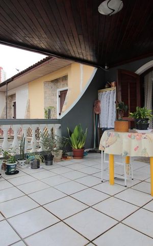 Casa à venda com 90m², 2 quartos e 1 vagaVaranda do Quarto 1