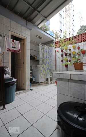 Casa à venda com 90m², 2 quartos e 1 vagaÁrea de Serviço