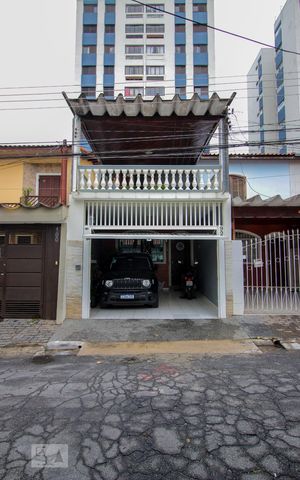 Casa à venda com 90m², 2 quartos e 1 vagaFachada