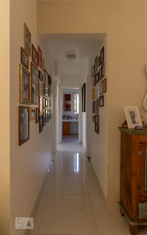 Apartamento à venda com 69m², 3 quartos e 1 vagacorredor