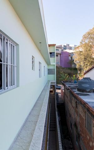Casa à venda com 230m², 2 quartos e 1 vagaVista área de serviço