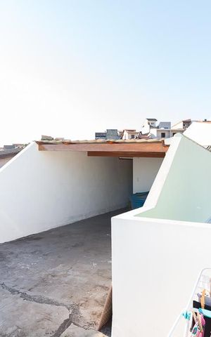 Casa à venda com 230m², 2 quartos e 1 vagaÁrea de serviço externa