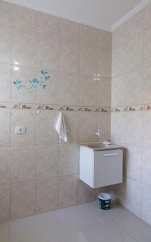 Casa à venda com 230m², 2 quartos e 1 vagaÁrea de serviço
