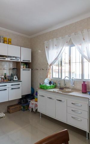Casa à venda com 230m², 2 quartos e 1 vagaCozinha