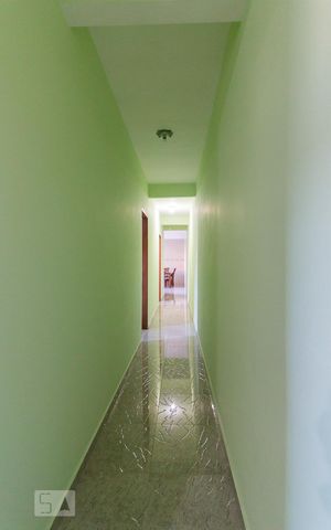 Casa à venda com 230m², 2 quartos e 1 vagaCorredor