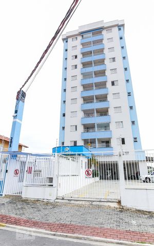 Apartamento para alugar com 52m², 2 quartos e 1 vagaFachada