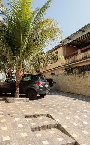 Casa à venda com 380m², 4 quartos e 8 vagas Casa à venda com 380m², 4 quartos e 8 vagasQuintal