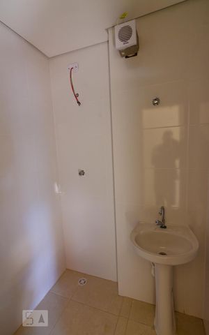 Apartamento à venda com 34m², 1 quarto e sem vaga Apartamento à venda com 34m², 1 quarto e sem vagaBanheiro