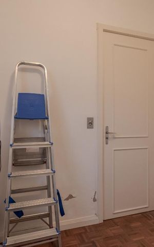 Casa à venda com 329m², 4 quartos e 3 vagas Casa à venda com 329m², 4 quartos e 3 vagasQuarto de Serviço