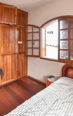 Casa à venda com 300m², 9 quartos e 4 vagasSuíte