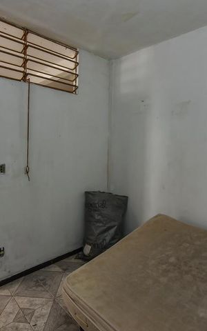 Casa à venda com 300m², 9 quartos e 4 vagasSegundo Pavimento Quarto 2