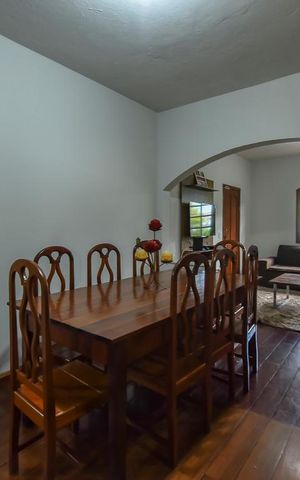 Casa à venda com 300m², 9 quartos e 4 vagasSala de Jantar 