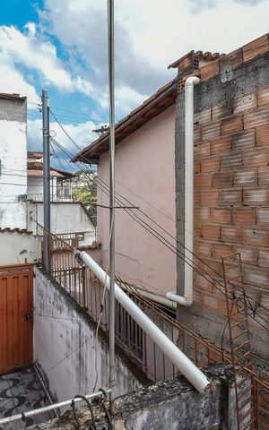 Casa à venda com 300m², 9 quartos e 4 vagasVista do Quarto 2