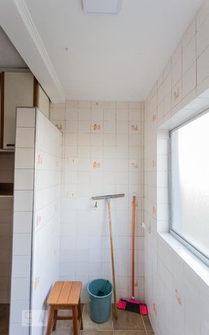 Apartamento à venda com 55m², 3 quartos e 1 vaga Apartamento à venda com 55m², 3 quartos e 1 vagaLavanderia