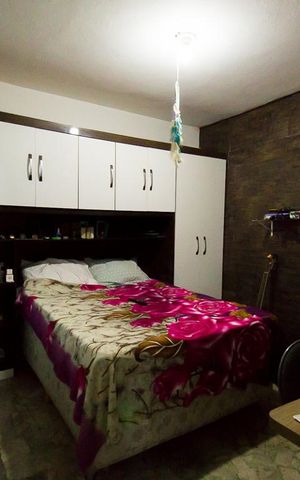 Casa à venda com 250m², 3 quartos e 2 vagasEdícula - Quarto