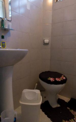 Casa à venda com 250m², 3 quartos e 2 vagasBanheiro da Suíte