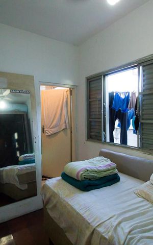 Casa à venda com 250m², 3 quartos e 2 vagasSuíte