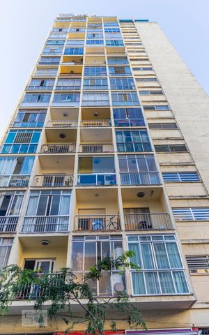 Studio à venda com 39m², 1 quarto e sem vaga Studio à venda com 39m², 1 quarto e sem vagaFachada