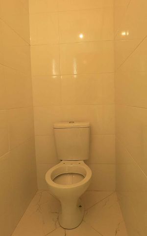 Casa à venda com 120m², 2 quartos e 1 vagaBanheiro de Serviço