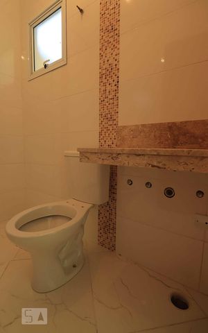 Casa à venda com 120m², 2 quartos e 1 vagaBanheiro da Suíte 1