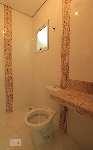 Casa à venda com 120m², 2 quartos e 1 vagaBanheiro da Suíte 1