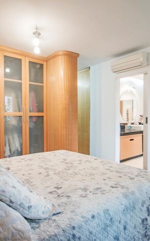 Casa à venda com 220m², 3 quartos e 2 vagas Casa à venda com 220m², 3 quartos e 2 vagasSuite