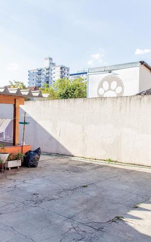 Casa à venda com 500m², 5 quartos e 11 vagas Casa à venda com 500m², 5 quartos e 11 vagasGaragem