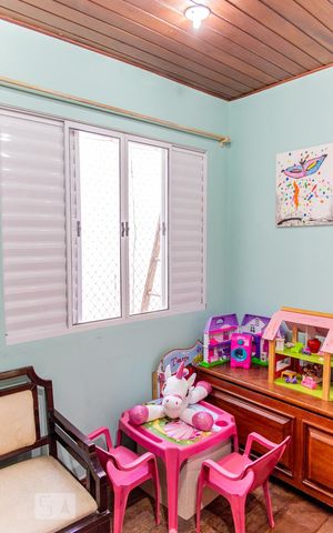 Casa à venda com 500m², 5 quartos e 11 vagas Casa à venda com 500m², 5 quartos e 11 vagasQuarto