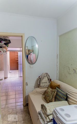 Casa à venda com 500m², 5 quartos e 11 vagas Casa à venda com 500m², 5 quartos e 11 vagasQuarto de Serviço