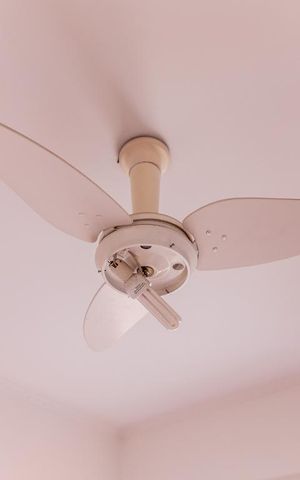 Casa à venda com 500m², 5 quartos e 11 vagas Casa à venda com 500m², 5 quartos e 11 vagasVentilador de teto