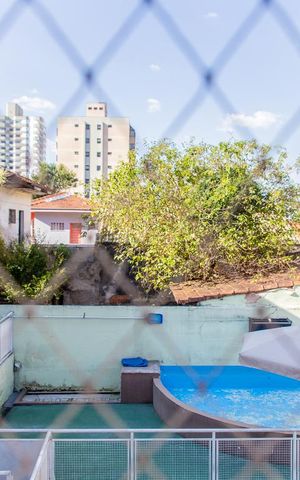 Casa à venda com 500m², 5 quartos e 11 vagas Casa à venda com 500m², 5 quartos e 11 vagasVista da Suíte 2