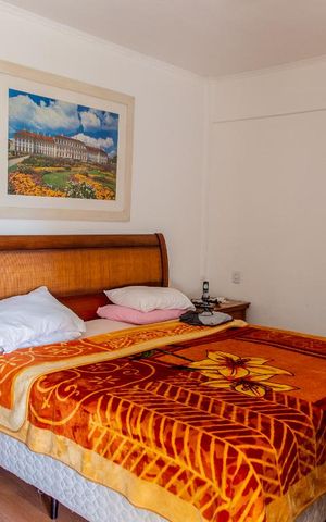 Casa à venda com 500m², 5 quartos e 11 vagas Casa à venda com 500m², 5 quartos e 11 vagasSuíte 1