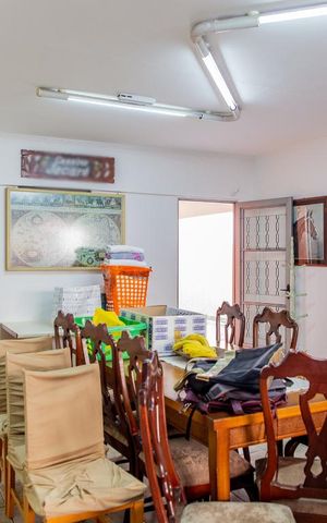 Casa à venda com 500m², 5 quartos e 11 vagas Casa à venda com 500m², 5 quartos e 11 vagasSalão 1